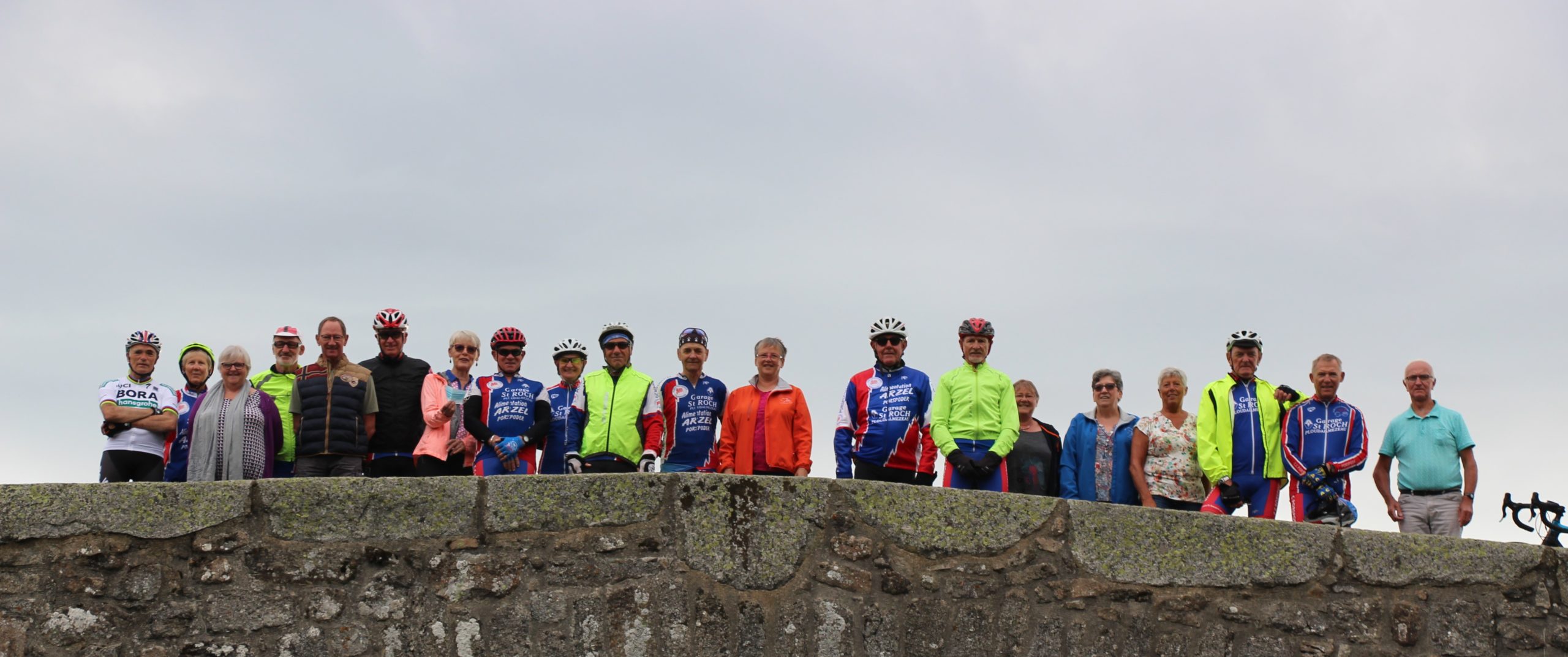 LUNDI 7 SEPTEMBRE  - 1ère étape pour nos cyclos en périple Massif-Central.