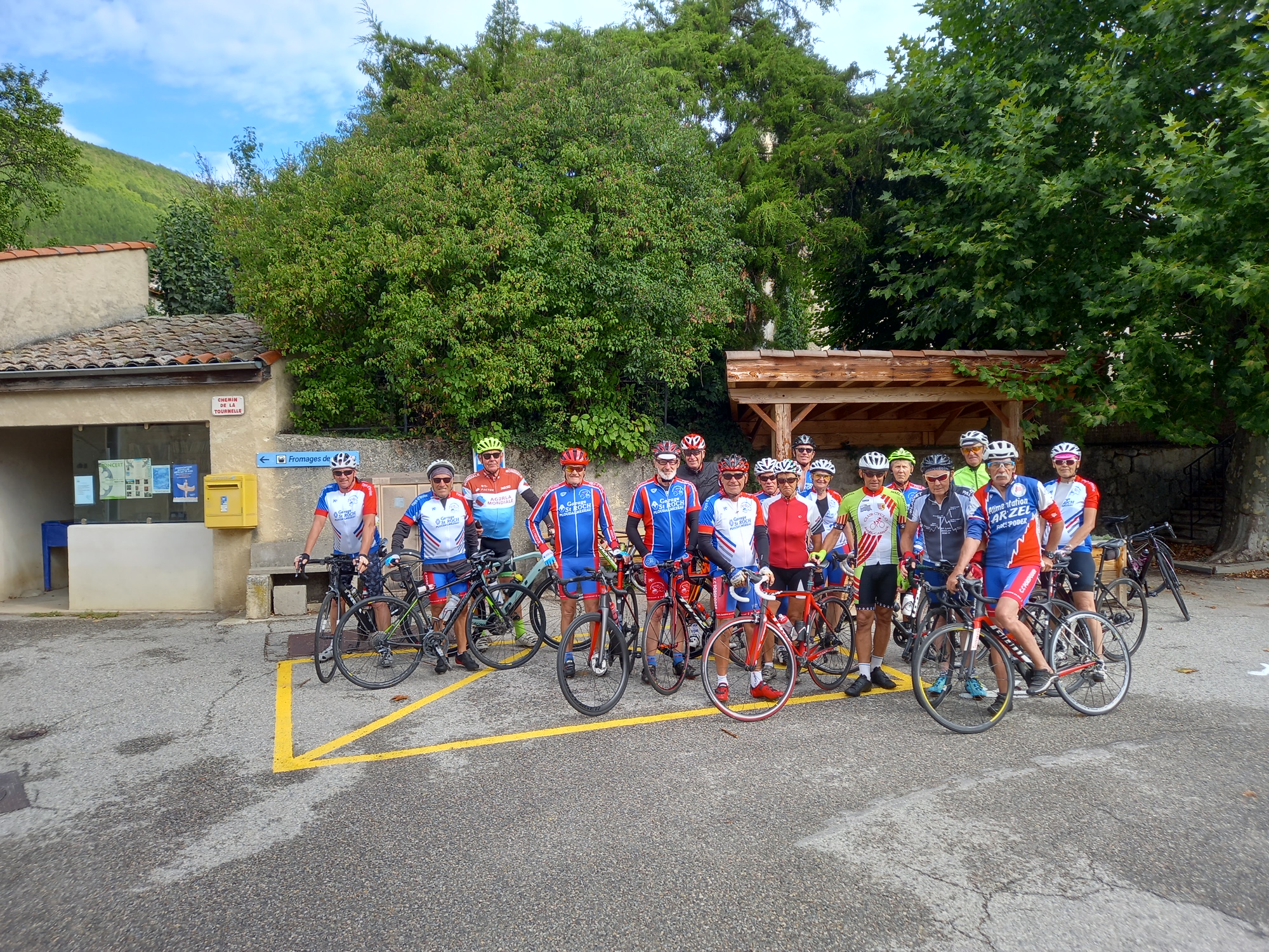 Semaine montagne en Vercors avec au programme 400 Km et 9200 ml de dénivelé franchis.